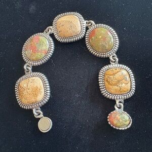 Premiere Designs Spice natural stone magnetic close silver tone bracelet